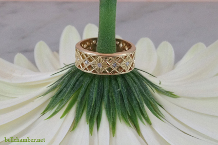 Medieval Wedding Ring in 18K Gold