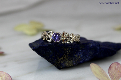 Purple Lavander Sapphire White gold ring