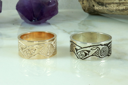 Raven Ring in Gold and Silver