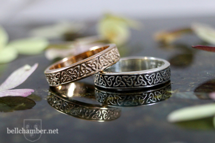 Ladies Celtic wedding ring