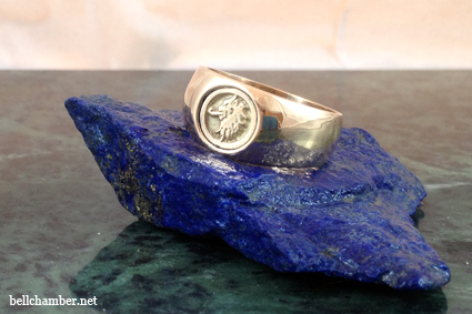 Lion Head Signet Ring in Gold