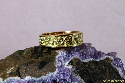 Tappering Celtic Gold Spiral ring