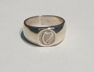 Irish Harp Signet ring